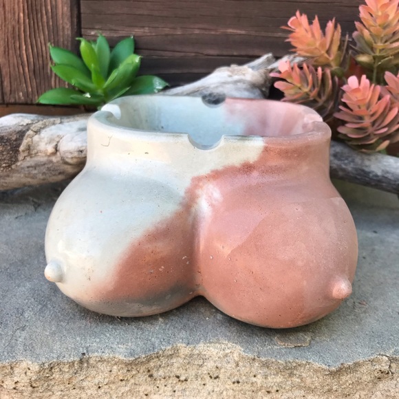 Handmade Boo~Bee Pot - Picture 6 of 9